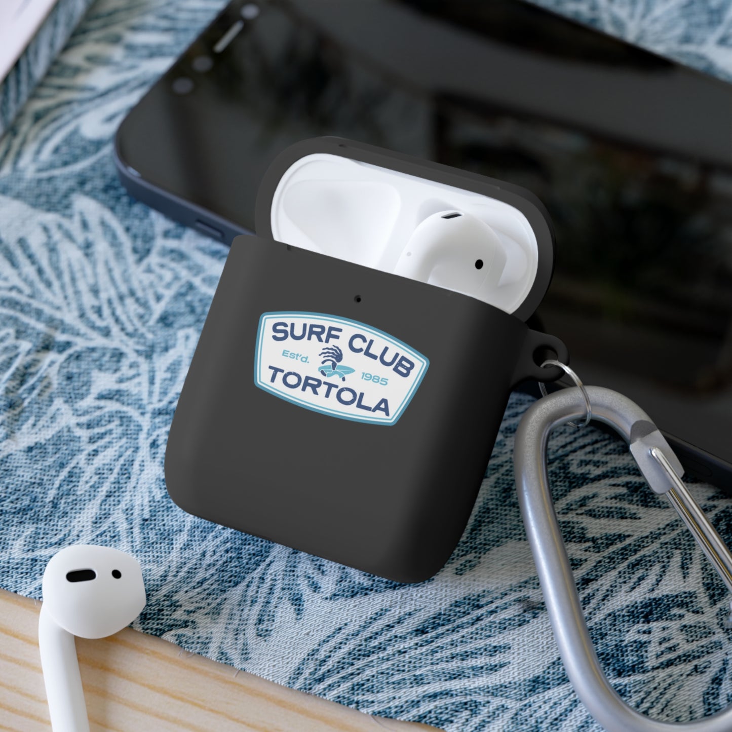 "Surf Club Tortola” AirPods and AirPods Pro Case Cover