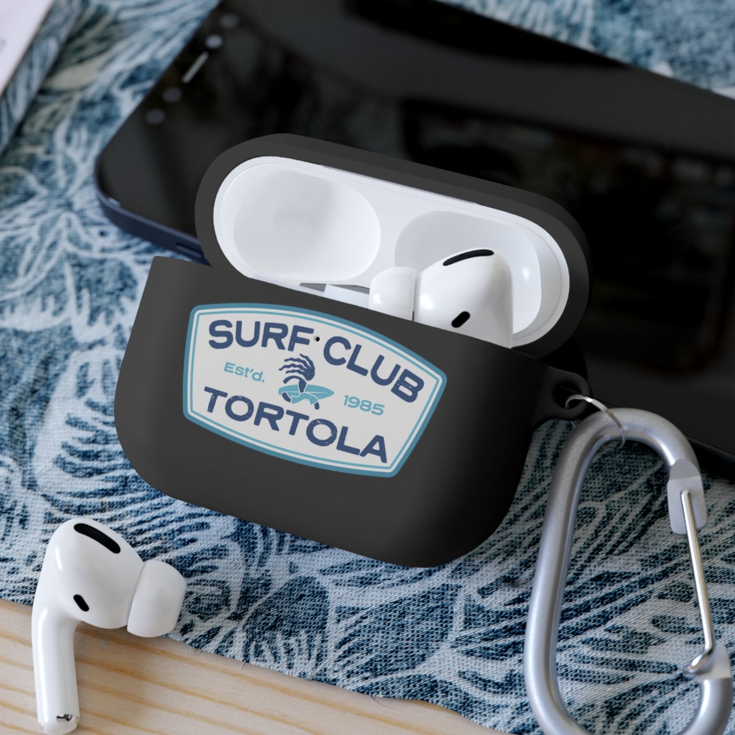 "Surf Club Tortola” AirPods and AirPods Pro Case Cover